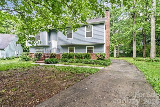 7301 Park Vista Circle, Charlotte, NC 28226