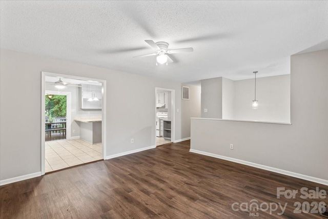 7301 Park Vista Circle, Charlotte, NC 28226