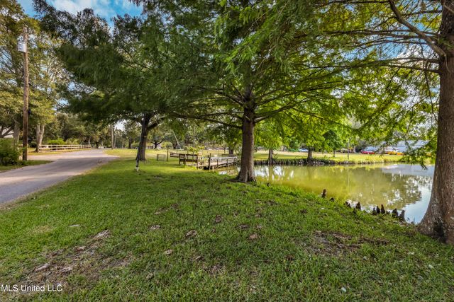12529 Canal Road, Gulfport, MS 39503