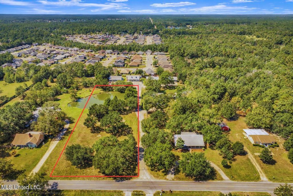 12529 Canal Road, Gulfport, MS 39503