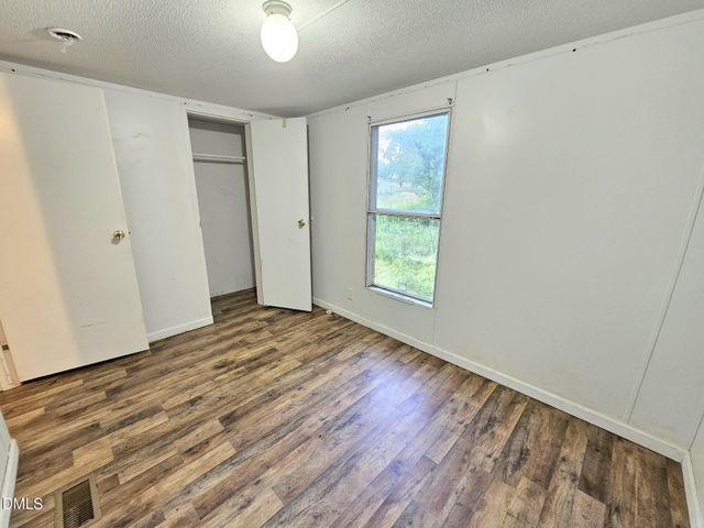 8187 Cleveland B, Clayton, NC 27520