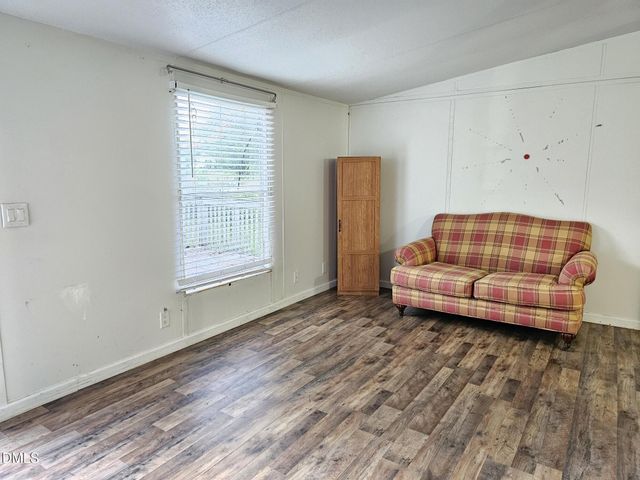 8187 Cleveland B, Clayton, NC 27520
