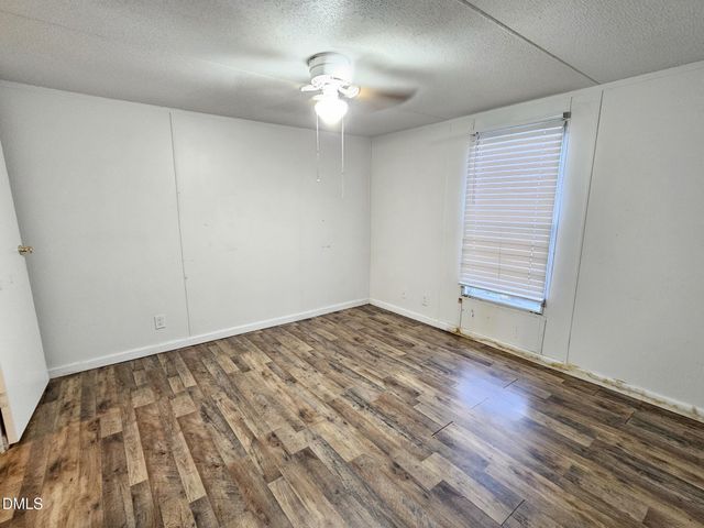 8187 Cleveland B, Clayton, NC 27520