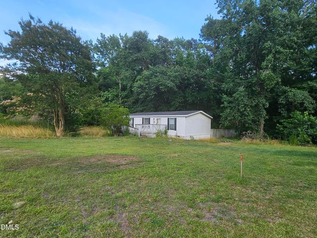 8187 Cleveland B, Clayton, NC 27520