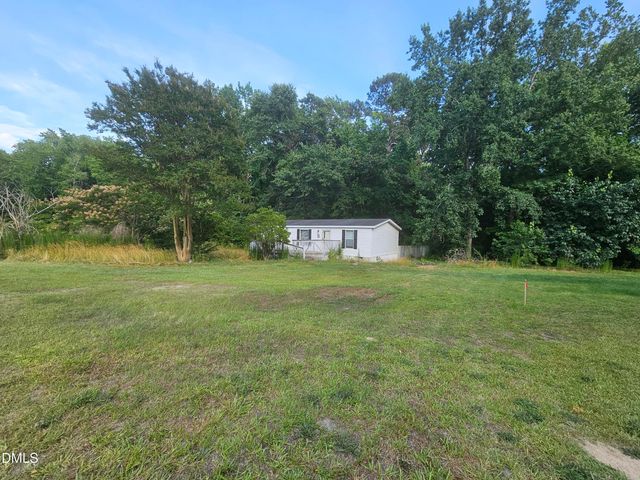 8187 Cleveland B, Clayton, NC 27520