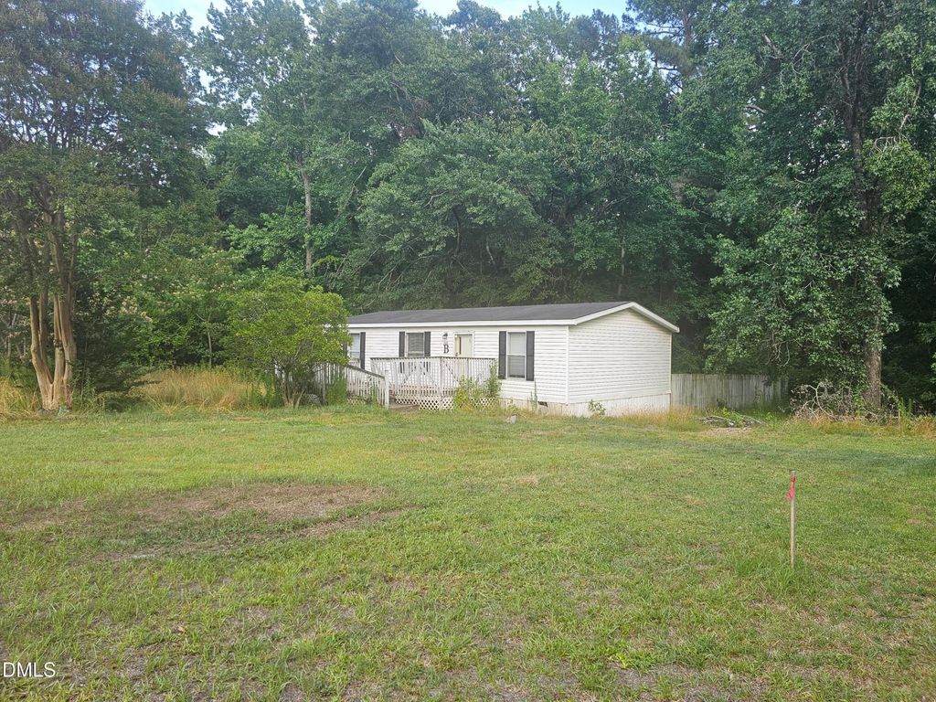 8187 Cleveland B, Clayton, NC 27520