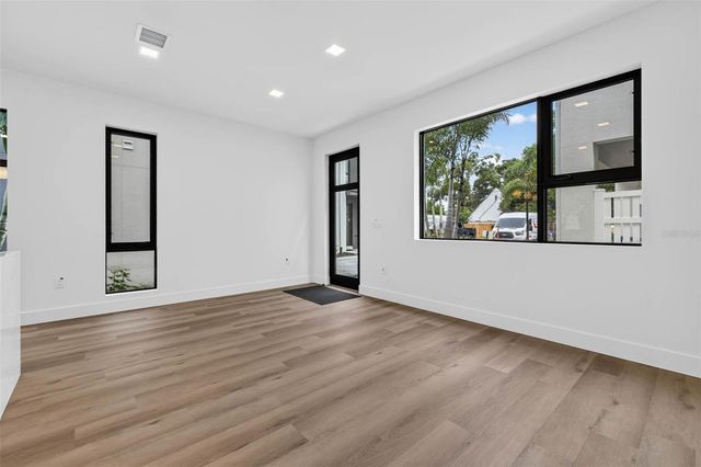 3603 1ST AVENUE N, St Petersburg, FL 33713