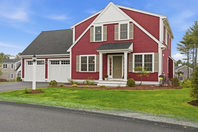 7 Yellow Birch Dr, Plymouth, MA 02360