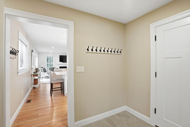 7 Yellow Birch Dr, Plymouth, MA 02360