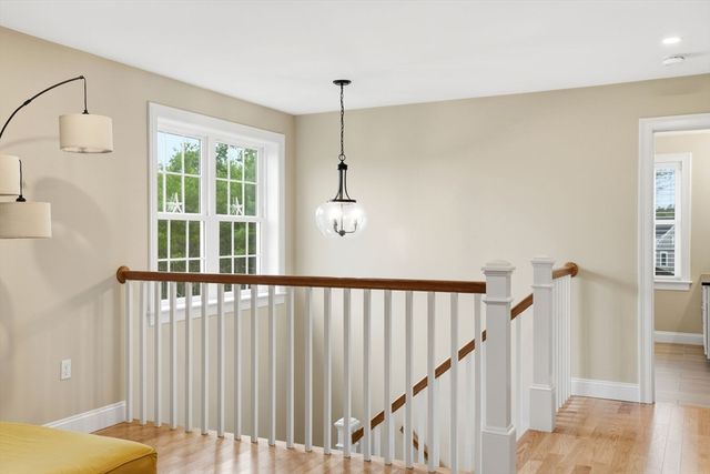 7 Yellow Birch Dr, Plymouth, MA 02360