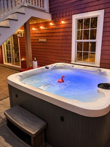 7 Yellow Birch Dr, Plymouth, MA 02360