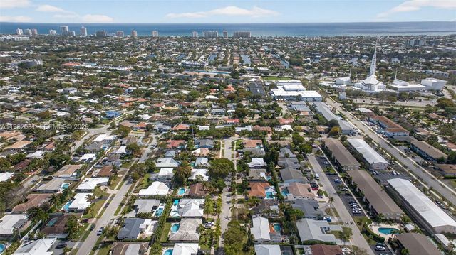 2136 NE 56th Pl, Fort Lauderdale, FL 33308