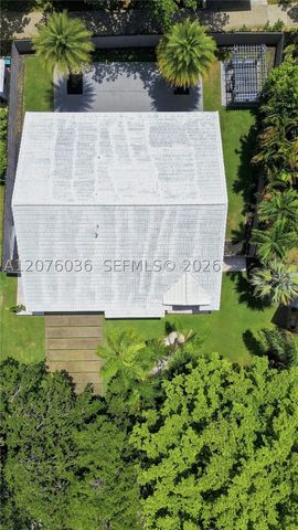 9430 SW 215th Ln, Cutler Bay, FL 33189