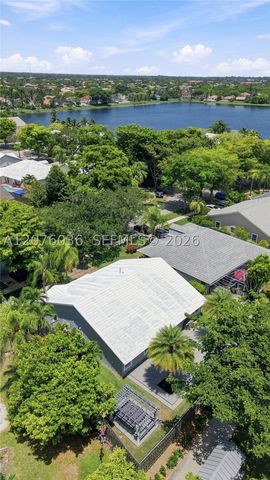 9430 SW 215th Ln, Cutler Bay, FL 33189