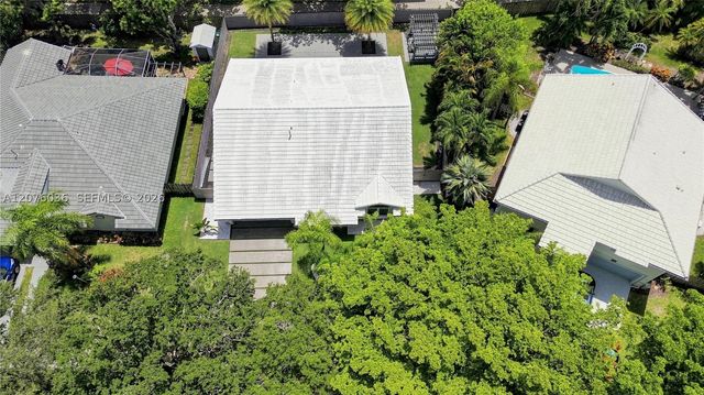 9430 SW 215th Ln, Cutler Bay, FL 33189