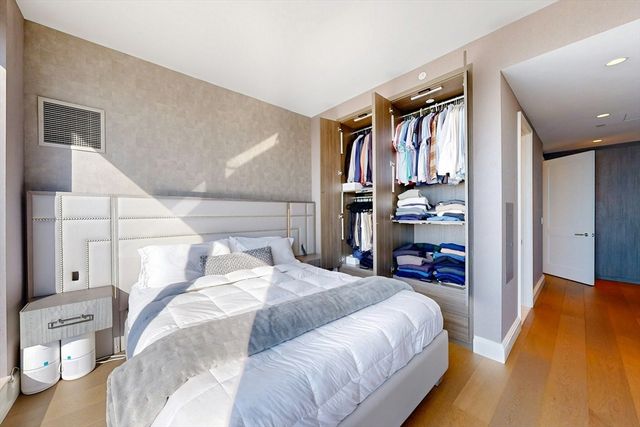 240 Devonshire St 4505, Boston, MA 02110