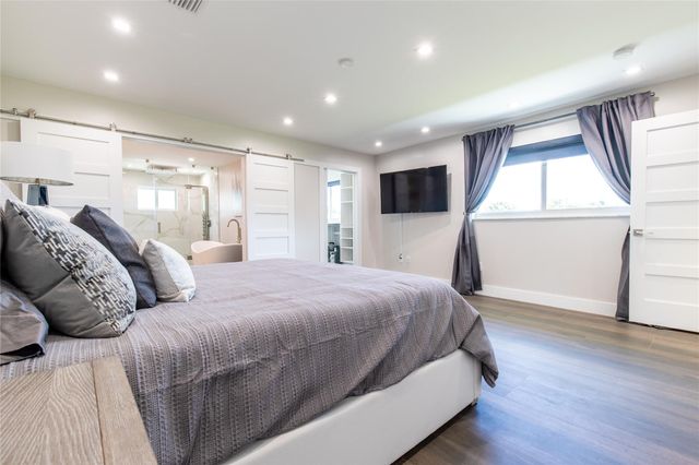 2275 SW 44th Street, Fort Lauderdale, FL 33312