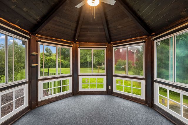 15 Winding Branch Road, Hawthorn Woods, IL 60047
