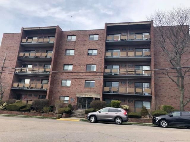 2 Victory Road 6, Lynn, MA 01902