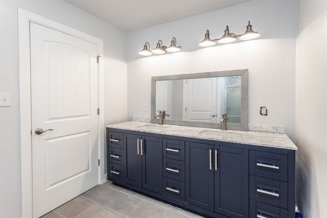 16 Cottonwood Drive, Gordonville, TX 76245