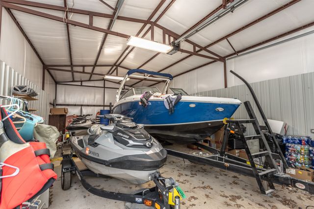 16 Cottonwood Drive, Gordonville, TX 76245