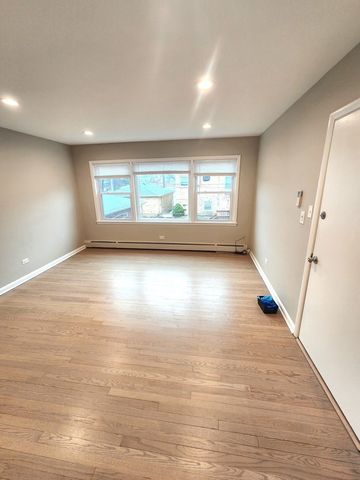 5910 W Gunnison Street 1R, Chicago, IL 60630