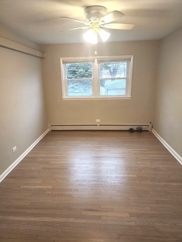 5910 W Gunnison Street 1R, Chicago, IL 60630