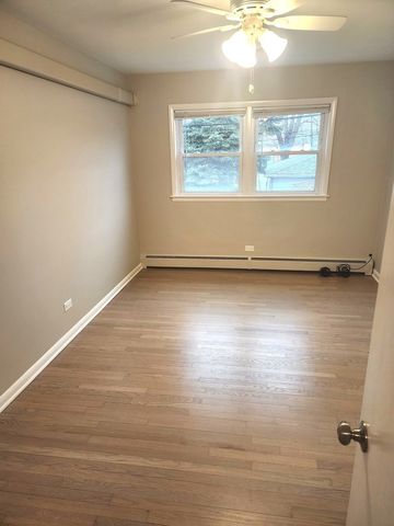 5910 W Gunnison Street 1R, Chicago, IL 60630