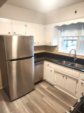 5910 W Gunnison Street 1R, Chicago, IL 60630