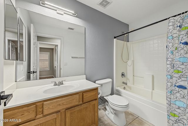 2742 S CAMELLIA Court, Chandler, AZ 85286