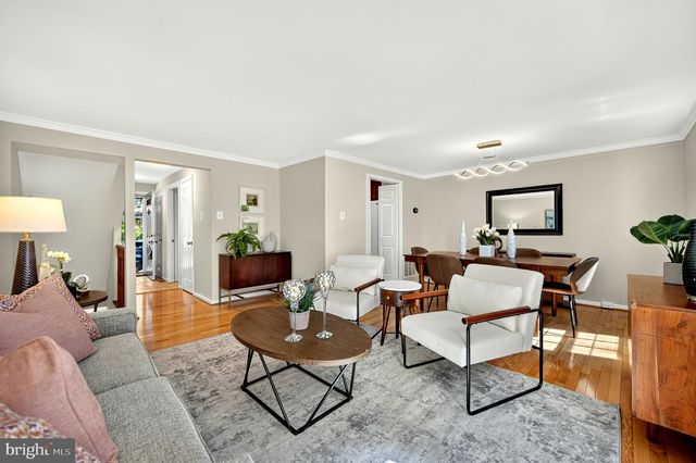 8227 GOLDSTREAM CT, Vienna, VA 22182
