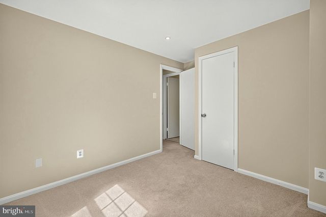 8227 GOLDSTREAM CT, Vienna, VA 22182