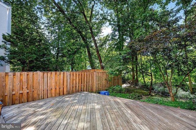 8227 GOLDSTREAM CT, Vienna, VA 22182