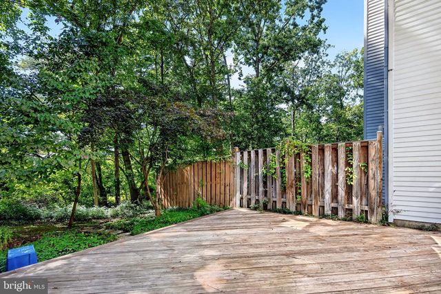 8227 GOLDSTREAM CT, Vienna, VA 22182