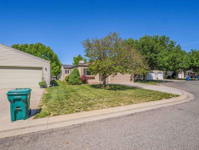 2 Bordeaux Court, Grand Junction, CO 81507