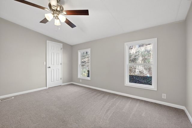 593 Cedar Bend Rd, Beechgrove, TN 37018