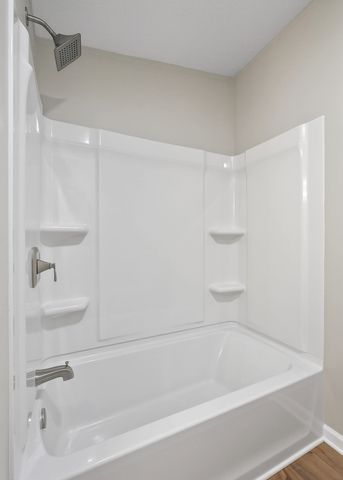 593 Cedar Bend Rd, Beechgrove, TN 37018