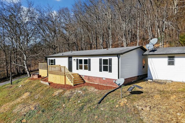 593 Cedar Bend Rd, Beechgrove, TN 37018