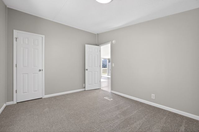 593 Cedar Bend Rd, Beechgrove, TN 37018