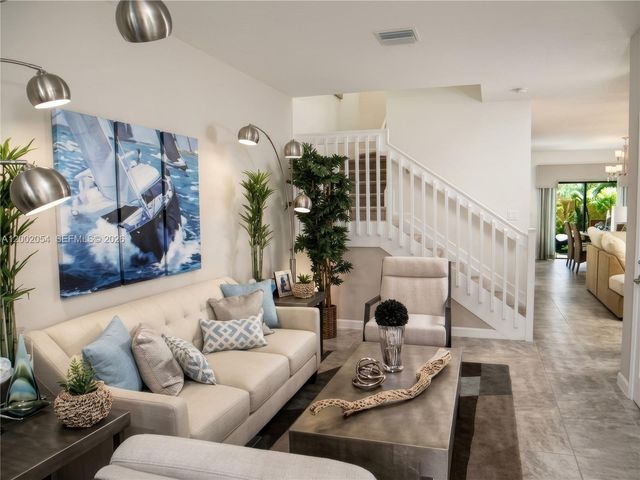 12525 NW 23rd Pl, Miami, FL 33167