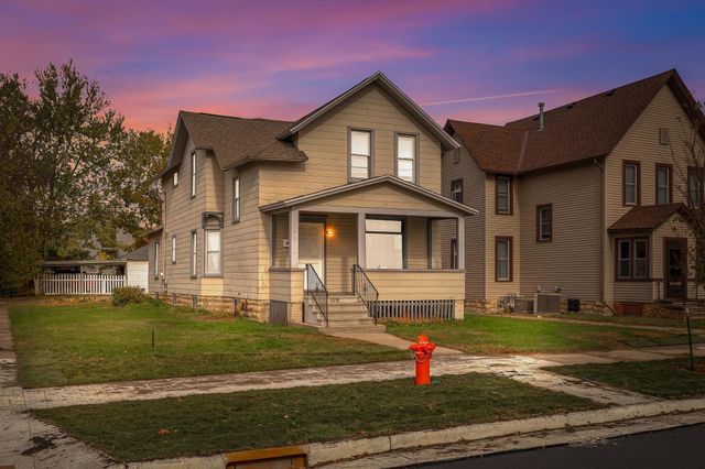 1178 W Broadway Street, Winona, MN 55987