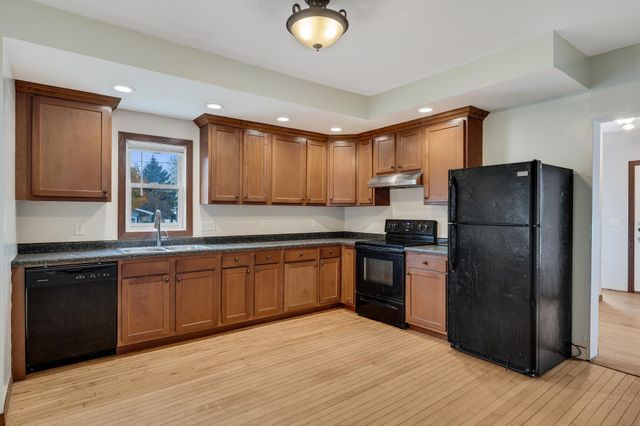 1178 W Broadway Street, Winona, MN 55987