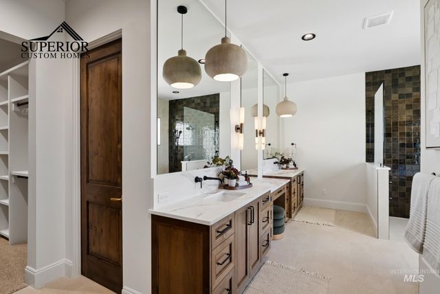 7195 N Cairnhill Way, Eagle, ID 83616