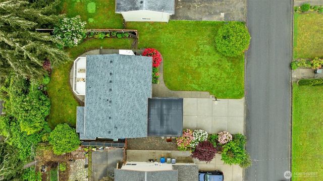 317 145th Avenue NE, Bellevue, WA 98007