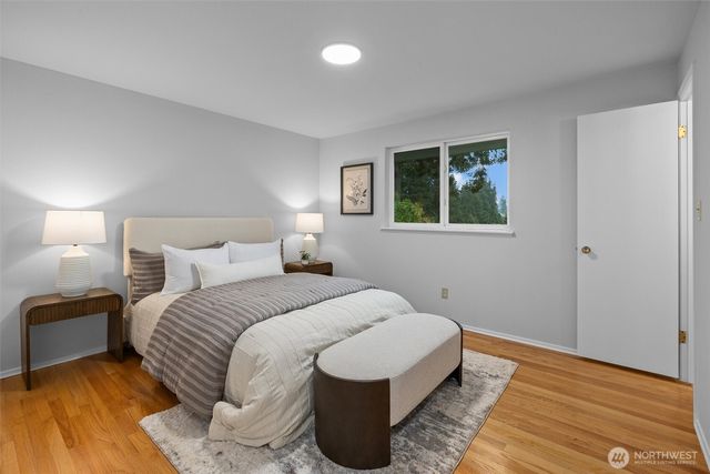 317 145th Avenue NE, Bellevue, WA 98007