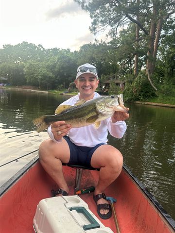 2415 Lakeview Circle, Arlington, TX 76013