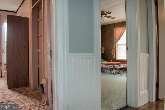 128 MARKET ST E, Williamstown, PA 17098