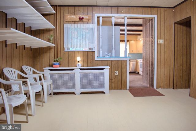 128 MARKET ST E, Williamstown, PA 17098