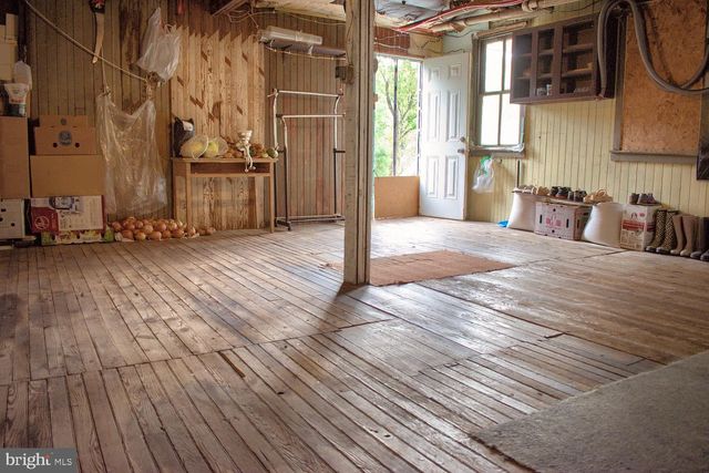 128 MARKET ST E, Williamstown, PA 17098