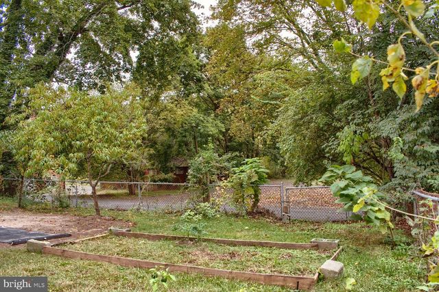 128 MARKET ST E, Williamstown, PA 17098